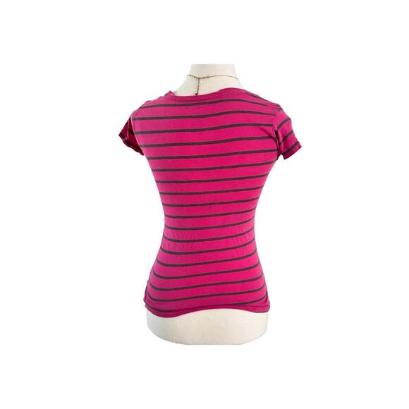 Vintage Y2K Pink Hello Kitty Baby Tee Fits Size XS-Small - Picture 2 of 5